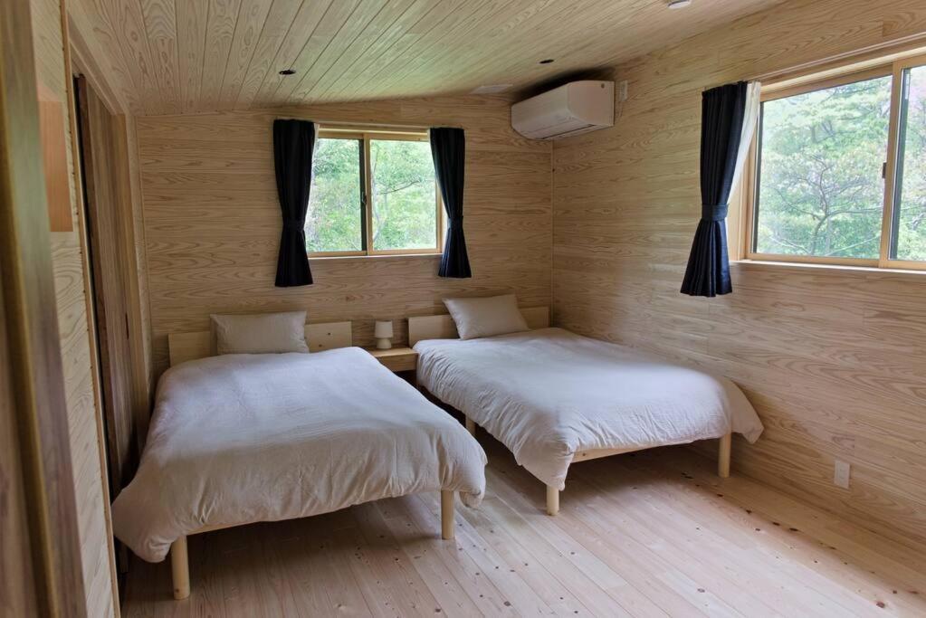 Hinoki No Ie - Cottage With Natural Hot Spring In A Cypress Bathtub Shika Экстерьер фото